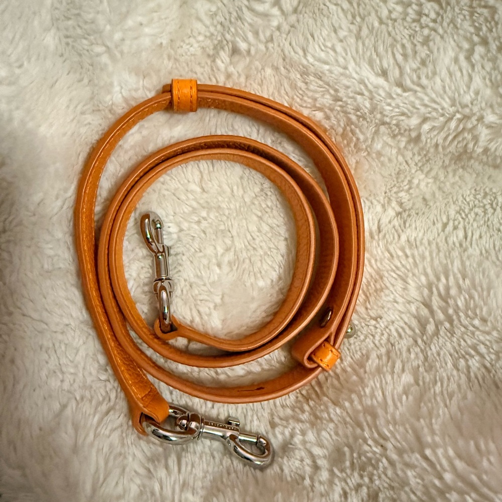 Marc Jacobs Orange Leather bag strap